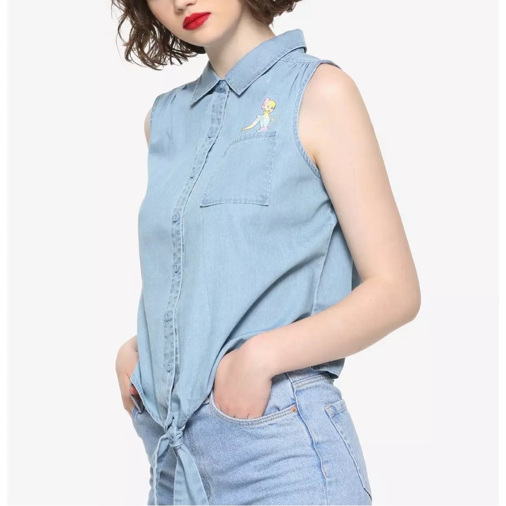 Her Universe Disney Pixar Toy Story 4 Bo Peep Tie-Front Sleeveless Button-Up